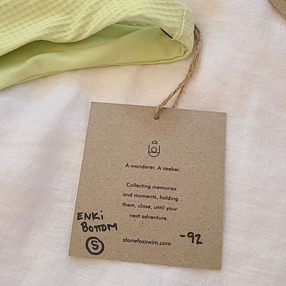 Stone Fox Swim Meadow Bikini Top Size M & Enki Bottoms in Butterfly Pique Size S - Picture 6 of 15